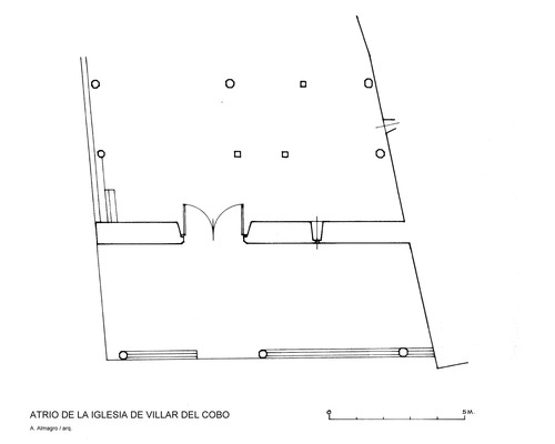 Planta del atrio de la iglesia de Villar del Cobo (Teruel)