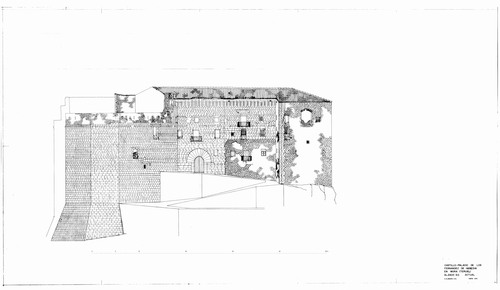 Alzado suroeste del castillo de Mora de Rubielo (Teruel) - Estado inicial 1972