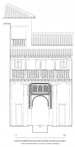 Casa Cobertizo de Santa Inés (Granada) - Sección del patio hacia el salón