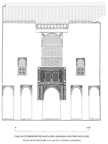 Casa Cobertizo de Santa Inés (Granada) - Sección del patio hacia el cenador