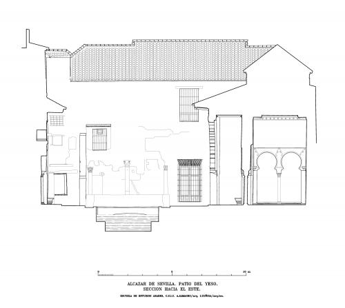 Alcázar de Sevilla - Sección hacia este patio del Yeso