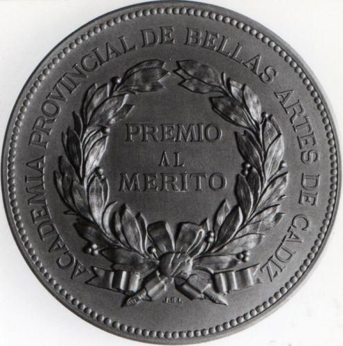 Medalla  Premio al Mérito de la Academia Provincial de Bellas Artes de Cádiz.