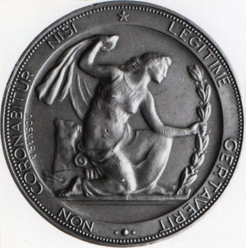 Medalla conmemorativa: Tercer centenario de la Fundación de la Real Academia de Bellas Artes de San Fernando por Fernando VI