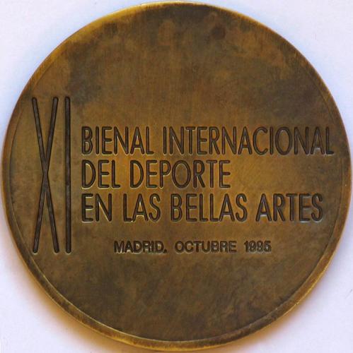 Medalla conmemorativa: XI Bienal del deporte en las Bellas Artes