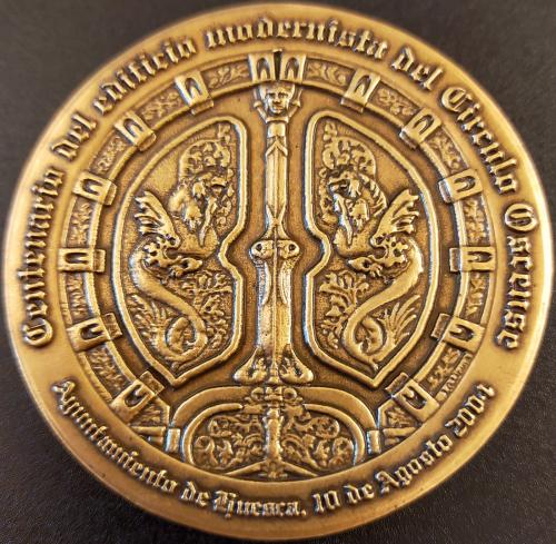 Medalla conmemorativa: Centenario del edificio del Círculo Oscense