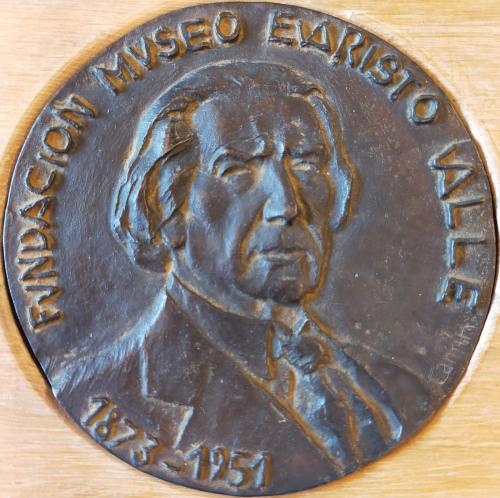 Medalla conmemorativa: Fundación Museo Evaristo Valle