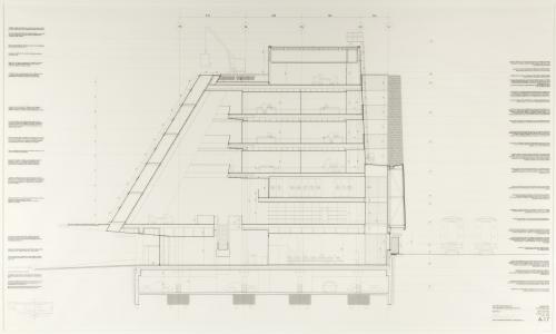 Instituto de Arqueología, Paisaje Cultural y Patrimonio Arquitectónico en Amersfoort  (Holanda)  Sección transversal por vestíbulo principal