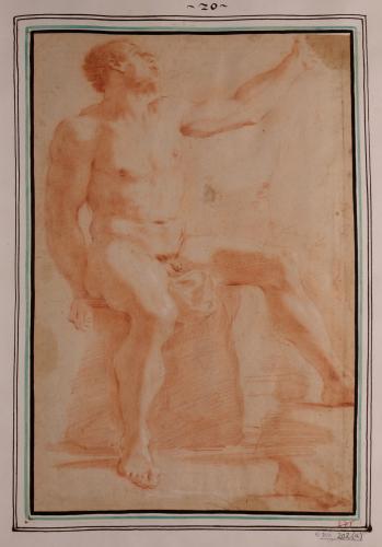 Estudio de modelo masculino desnudo sentado con el brazo izquierdo alzado