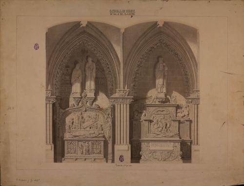 Sepulcros de Gonzalo de Burgos y Diego de Santander en el claustro alto de la catedral de Burgos