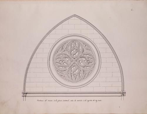 Ventana del crucero de la catedral de Oviedo