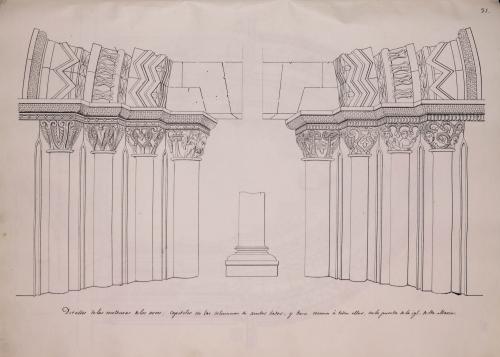 Detalles de los arcos, capiteles y basa de la portada de la iglesia de Santa María de Valdedios (Villaviciosa)