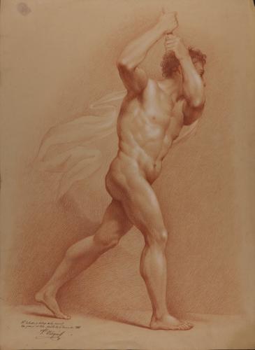 Estudio de modelo masculino desnudo de perfil en actitud de avanzar agarrando con las dos manos una empuñadura