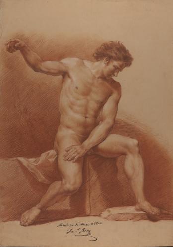 Estudio de modelo masculino desnudo sentado de frente con el brazo derecho alzado