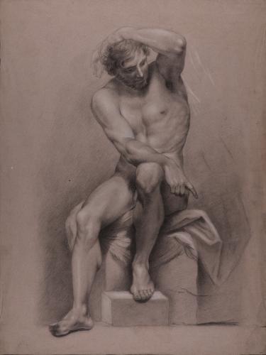 Estudio de modelo masculino desnudo sentado de frente con el brazo izquierdo sobre la cabeza