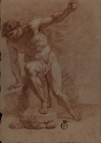 Estudio de modelo masculino desnudo sentado apoyado sobre la derecha y el brazo izquierdo alzado
