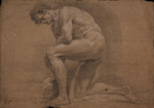 Estudio de modelo masculino desnudo semarrodillado de perfil hacia la derecha