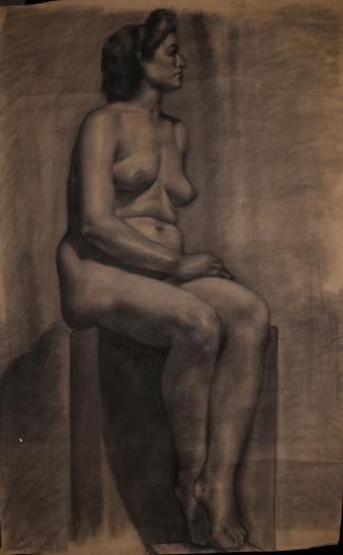 Estudio de modelo femenino desnudo sentado de tres cuartos hacia a la derecha