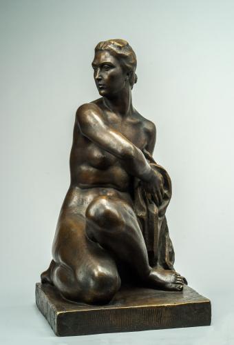 Desnudo (Sorprendida)