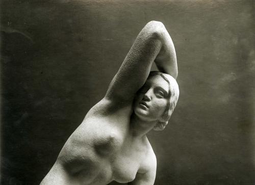 Desnudo de mujer