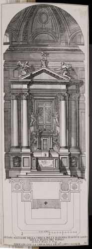 Altare maggiore della chiesa della Madonna di Monte Santo nella piazza del Popolo