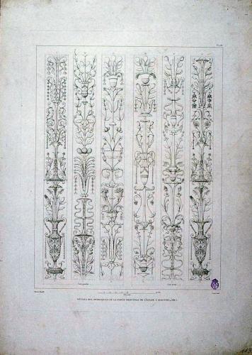 DÉTAILS DES ARABESQUES DE LA PORTE PRINCIPALE DE L'ÉGLISE S. AGOSTINO