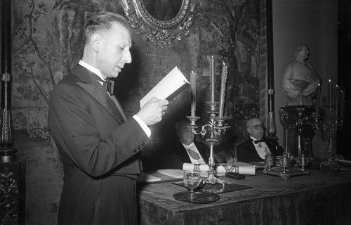 LUIS MOYA BLANCO, ARQUITECTO, SU INGRESO EN LA ACADEMIA DE BELLAS ARTES, CON  EUGENIO D'ORS. RETRATOS. ACADEMIAS