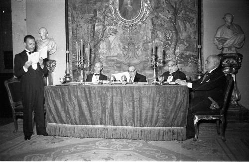 LUIS MOYA BLANCO, ARQUITECTO, SU INGRESO EN LA ACADEMIA DE BELLAS ARTES, CON  EUGENIO D'ORS. RETRATOS. ACADEMIAS