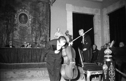 JUAN ANTONIO RUIZ CASAUX, VIOLONCHELISTA, SU INGRESO EN LA ACADEMIA DE BELLAS ARTES DE SAN FERNANDO. JOSÉ EUGENIO BAVIERA Y BORBÓN