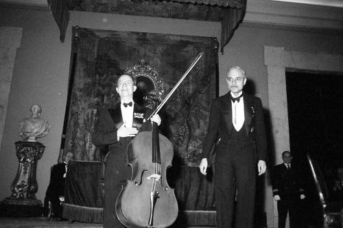 JUAN ANTONIO RUIZ CASAUX, VIOLONCHELISTA, SU INGRESO EN LA ACADEMIA DE BELLAS ARTES DE SAN FERNANDO. JOSÉ EUGENIO BAVIERA Y BORBÓN