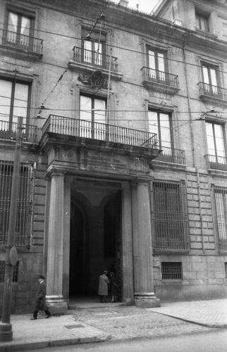 FACHADA DE LA REAL ACADEMIA DE BELLAS ARTES DE SAN FERNANDO