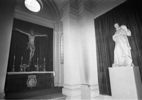 INTERIORES Y EXTERIORES DE LA REAL ACADEMIA DE BELLAS ARTES DE SAN FERNANDO