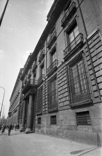 INTERIORES Y EXTERIORES DE LA REAL ACADEMIA DE BELLAS ARTES DE SAN FERNANDO