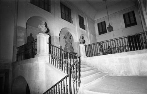 INTERIORES Y EXTERIORES DE LA REAL ACADEMIA DE BELLAS ARTES DE SAN FERNANDO