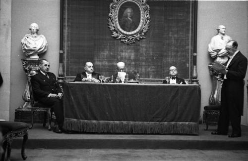 ACADEMIA DE BELLAS ARTES DURANTE LA RECEPCIÓN DEL MAESTRO GURIDI. JESÚS GURIDI BIDALOA, MÚSICO, EN LA RECEPCIÓN EN LA ACADEMIA DE BELLAS ARTES