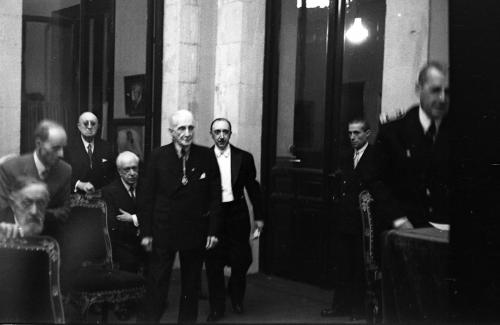 ACADEMIA DE BELLAS ARTES DURANTE LA RECEPCIÓN DEL MAESTRO GURIDI. JESÚS GURIDI BIDALOA, MÚSICO, EN LA RECEPCIÓN EN LA ACADEMIA DE BELLAS ARTES