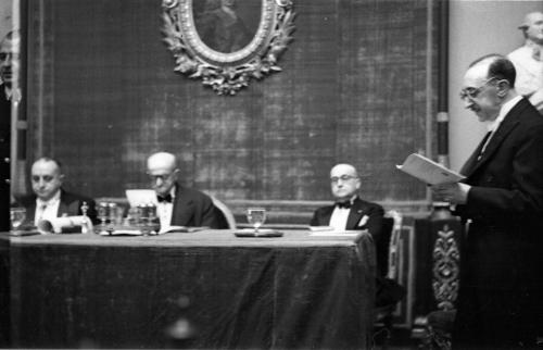 ACADEMIA DE BELLAS ARTES DURANTE LA RECEPCIÓN DEL MAESTRO GURIDI. JESÚS GURIDI BIDALOA, MÚSICO, EN LA RECEPCIÓN EN LA ACADEMIA DE BELLAS ARTES