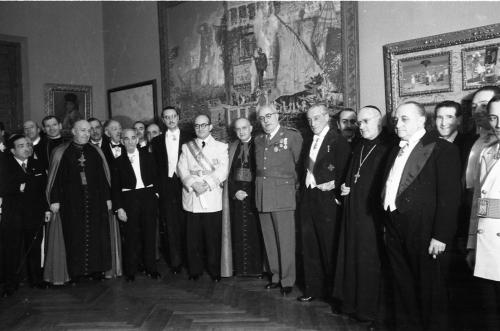 HOMENAJE. ENTREGA DE LA MEDALLA DE HONOR DE LA ACADEMIA DE BELLAS ARTES AL AYUNTAMIENTO DE BURGOS