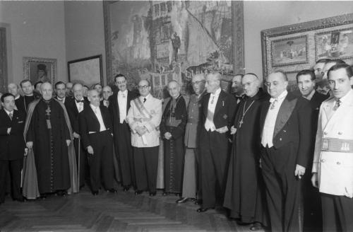 HOMENAJE. ENTREGA DE LA MEDALLA DE HONOR DE LA ACADEMIA DE BELLAS ARTES AL AYUNTAMIENTO DE BURGOS