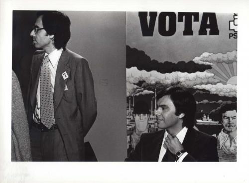 Felipe González y Alfonso Guerra durante la campaña electoral de 1977