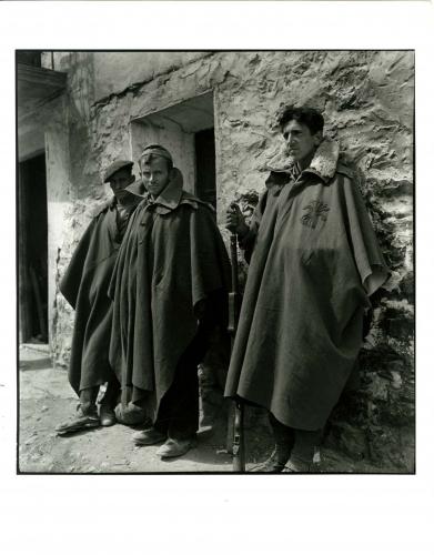 Tres falangistas durante la Guerra Civil española