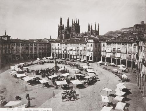Día de mercado en la Plaza Mayor de Burgos