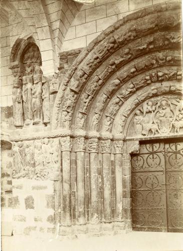 ESTELLA (Navarra): IGLESIA DE SAN MIGUEL: Puerta norte. 