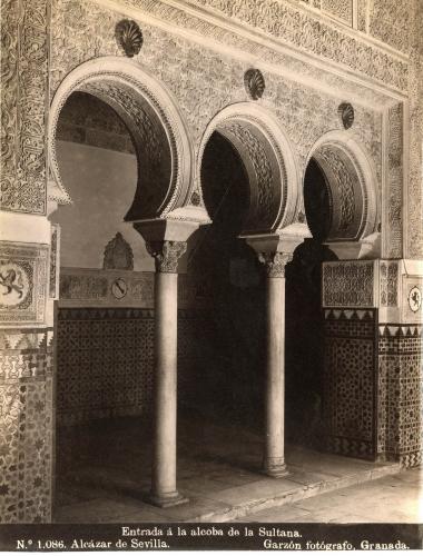 Sevilla. Alcázar. Entrada a la alcoba de la sultana