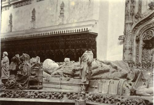 BURGOS: CARTUJA- Sepulcro de Juan II de Castilla