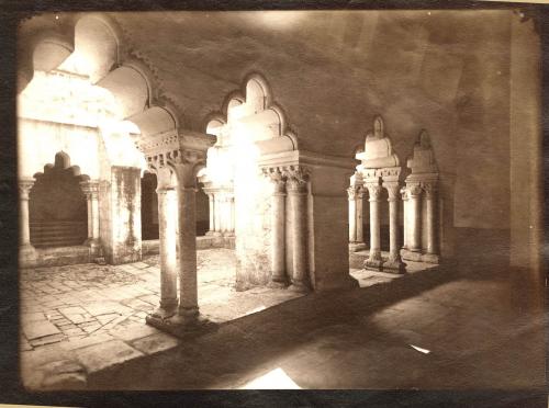 BARCELONA: IGLESIA DE SAN PABLO DEL CAMPO: Claustro.