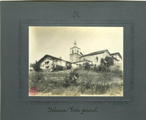 Belunza (Álava). - Vista general de la Iglesia de San Pedro Apóstol. 