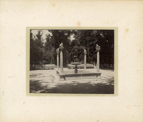 Fuente del Espinario en el Jardín de la Isla del Palacio Real de Aranjuez