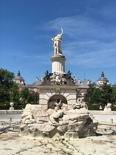 ARANJUEZ, Fuente del Parterre del Palacio. Hércules y Anteo