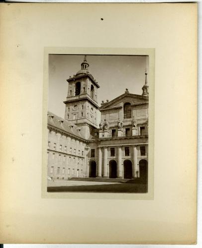 ESCORIAL. Patio de Reyes