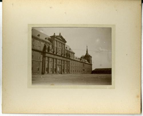 ESCORIAL. Fachada principal